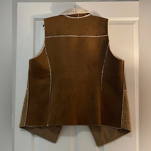 Chico's Brown and Cream Faux Shearling Vest - Picture 2 of 6